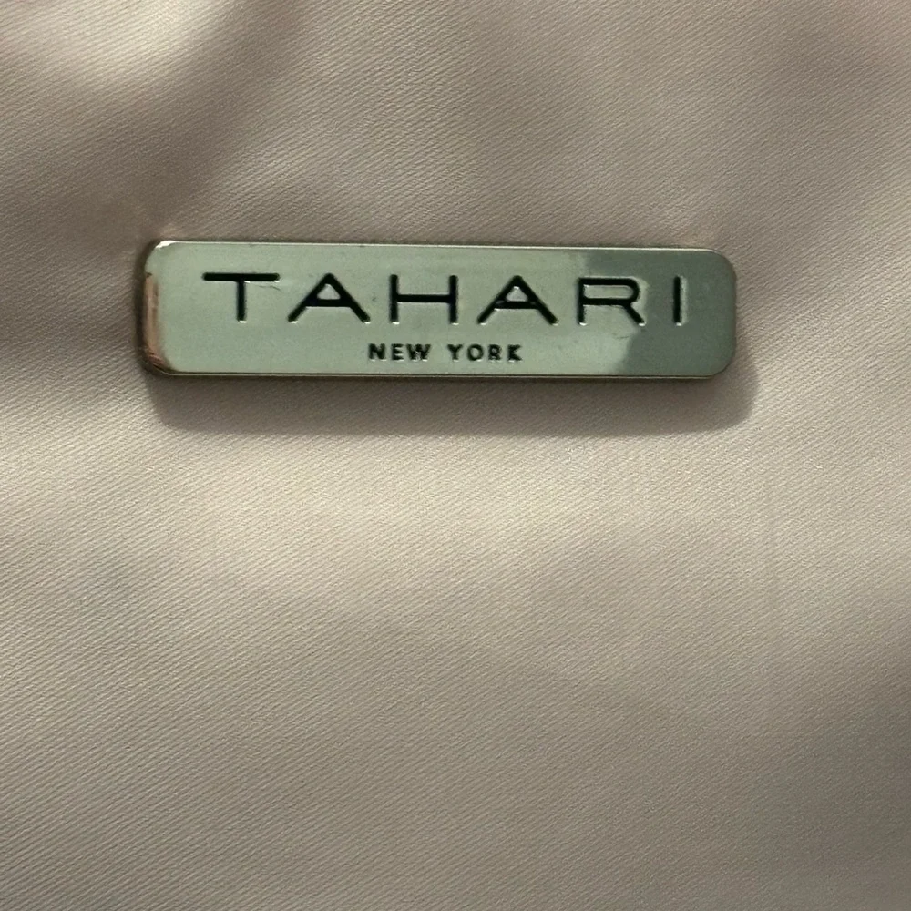 Tahari insulated Lunch Bag/ Makeup Bag Pink and Cheetah Print - Picture 3 of 8